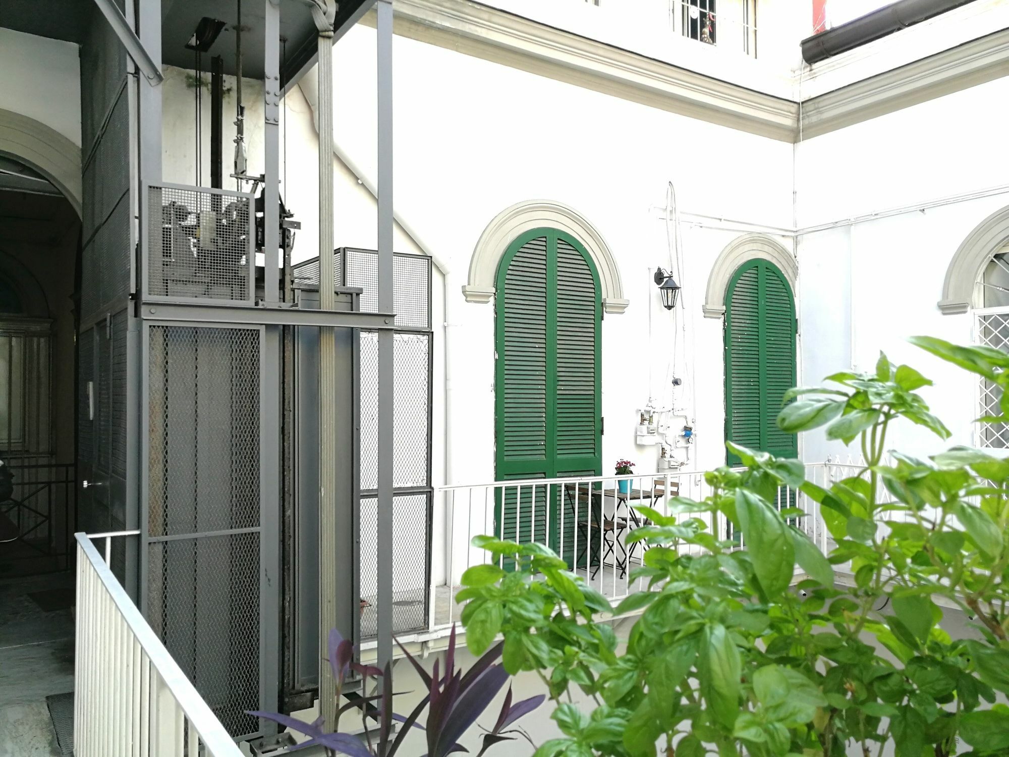 Toledostation B&B Napoli Bagian luar foto