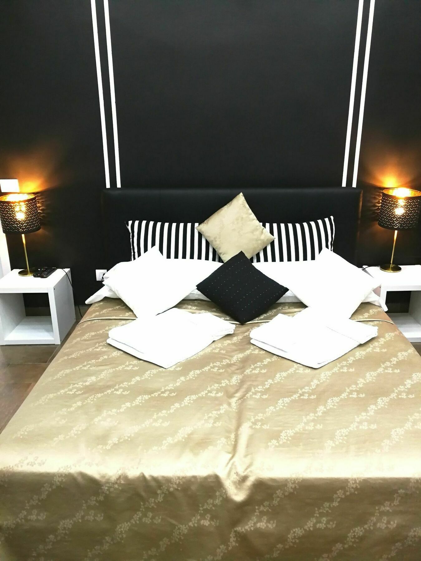 Toledostation B&B Napoli Bagian luar foto
