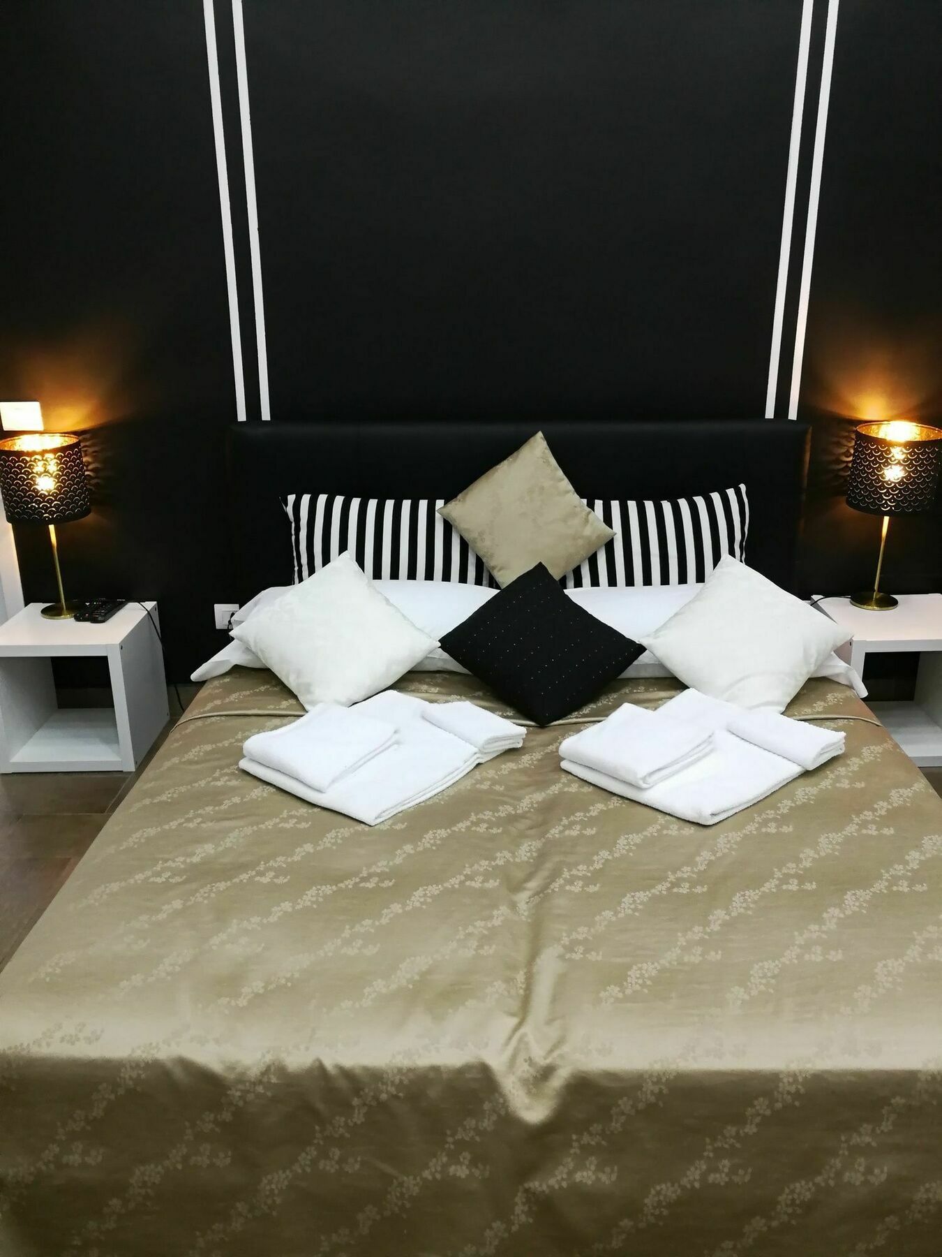 Toledostation B&B Napoli Bagian luar foto